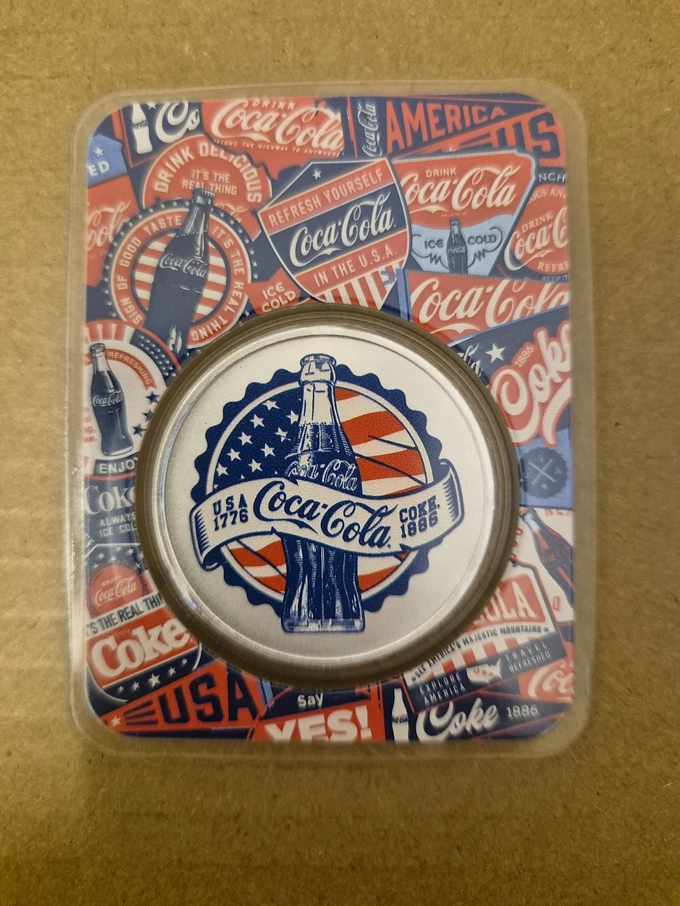 Coca-Cola 'USA' 1oz Silver Coin — Coloured